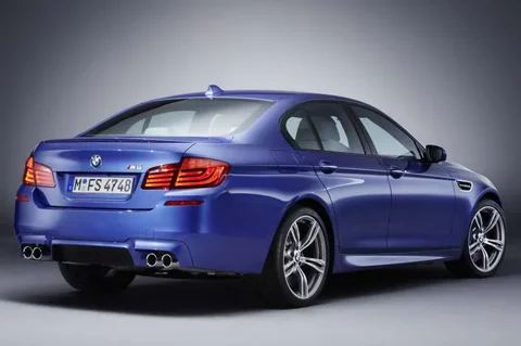 BMW Řada 5 M5 2011 view 12