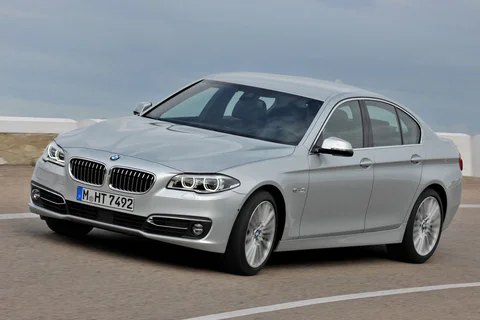 BMW Serie 5 535d 2013 view 8