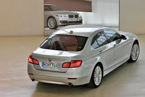 BMW Serie 5 535d 2013 view 12