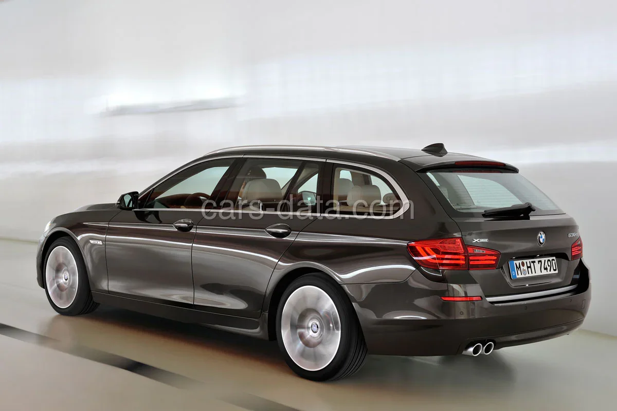 BMW Řada 5 535d Touring 2013 front view