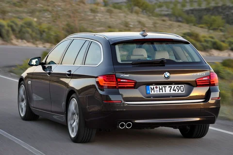 BMW Řada 5 535d Touring 2013 view 6