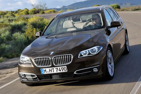 BMW Řada 5 535d Touring 2013 view 9