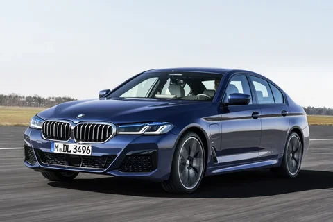 BMW Řada 5 520e 2021 view 5