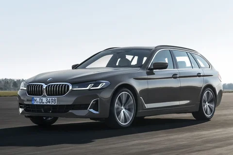 BMW 5er 520d Touring 2020 view 3