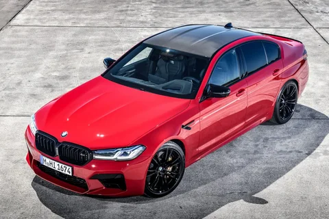 BMW 5er M5 CS 2021 view 2