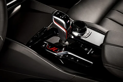 BMW 5er M5 CS 2021 view 5