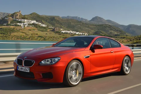 BMW 6er M6 Coupé 2012 view 4