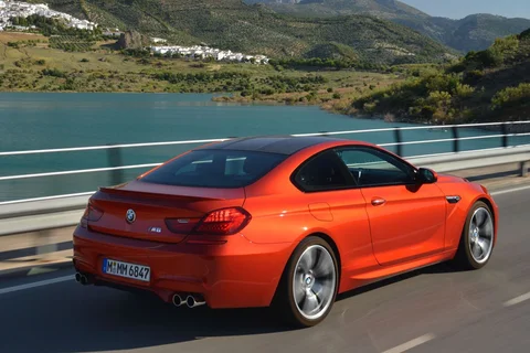 BMW 6er M6 Coupé 2012 view 5