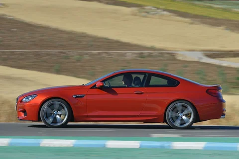 BMW 6er M6 Coupé 2012 view 9