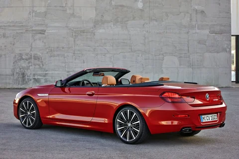 BMW Řada 6 M6 Cabrio 2015 view 2