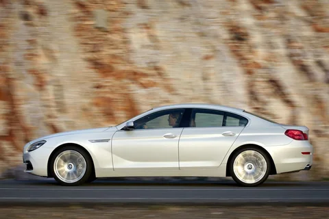 BMW 6er 640d Gran Coupé 2015 view 2