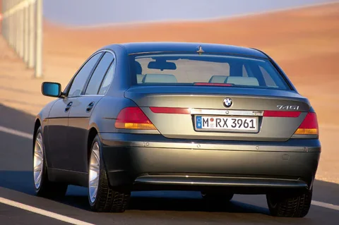 BMW 7-Series 735i Executive 2001 view 12