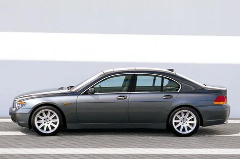 BMW 7-Series 735i Executive 2001 view 3