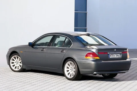 BMW 7-Series 735i Executive 2001 view 4