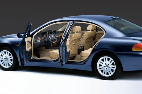 BMW 7-Series 735i Executive 2001 view 11