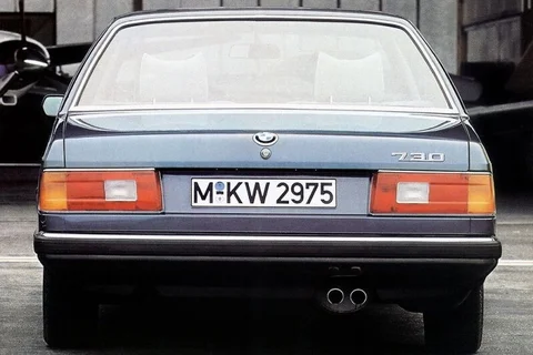BMW 7-as sorozat 728i 1982 view 2