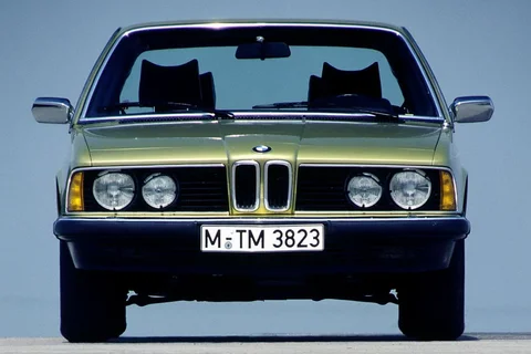 BMW Σειρά 7 745i 1980 view 5