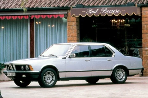 BMW Σειρά 7 745i 1980 view 3