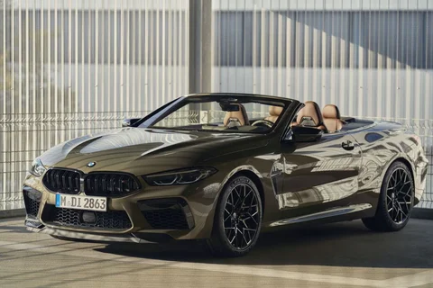 BMW 8er 840i Cabrio 2022 view 4
