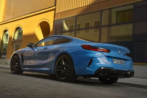 BMW Řada 8 M8 Coupé 2022 view 7