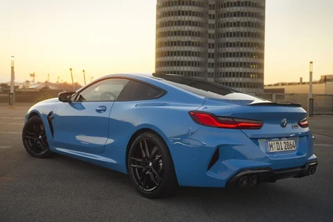 BMW Řada 8 M8 Coupé 2022 view 10