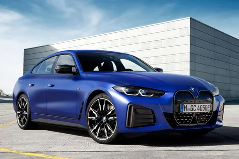 BMW i4 eDrive35 2022 view 9