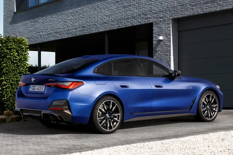BMW i4 eDrive35 2022 view 12