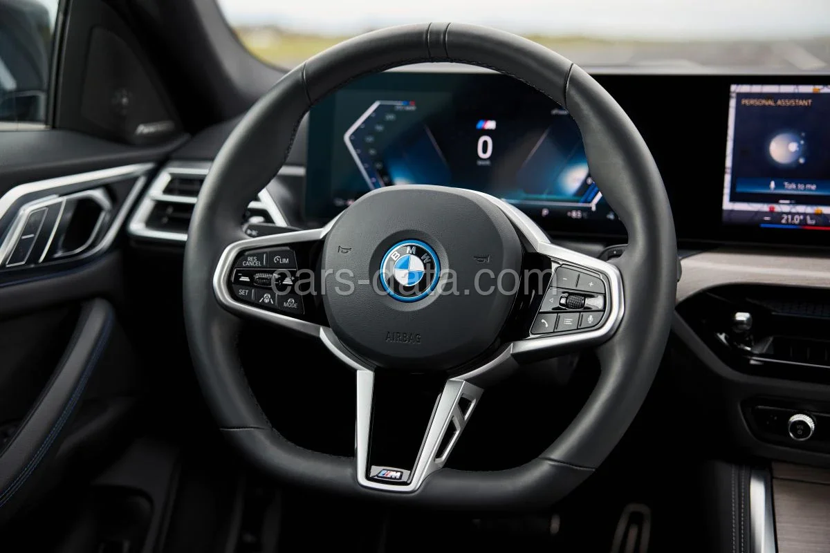 BMW i4 eDrive40 Pure Edition 2026 front view