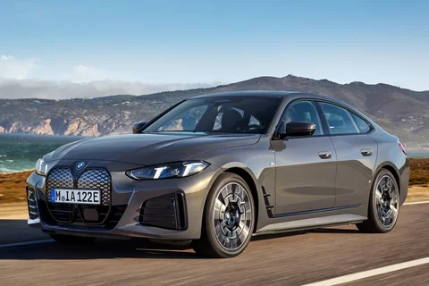 BMW i4 eDrive35 Pure Edition 2026 view 8