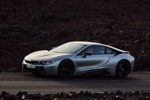 BMW i8 Coupé 2018 view 1