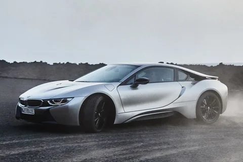 BMW i8 Coupé 2018 view 5