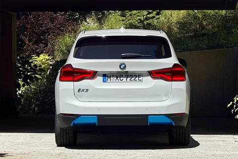 BMW iX3 Executive 2020 view 9