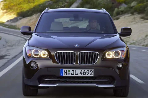 BMW X1 xDrive20i 2011 view 8