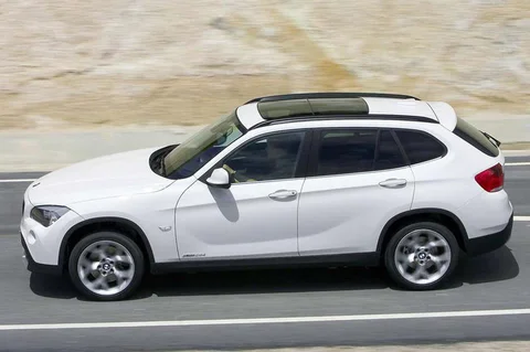 BMW X1 xDrive20i 2011 view 9