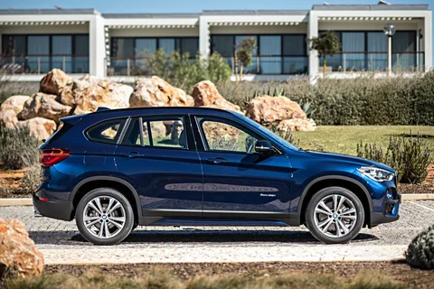 BMW X1 xDrive18d 2015 view 4