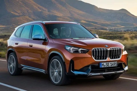 BMW X1 xDrive23i 2022 view 5
