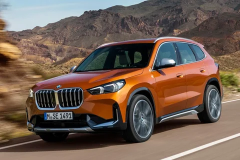 BMW X1 xDrive23i 2022 view 8