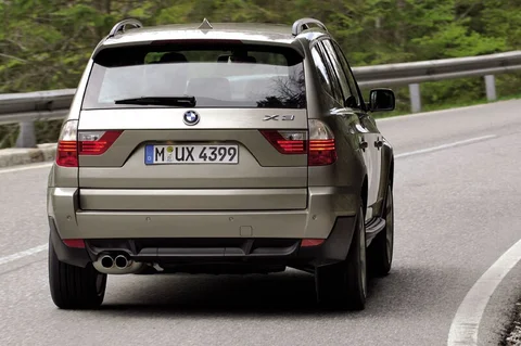 BMW X3 xDrive30d Executive 2006 view 4