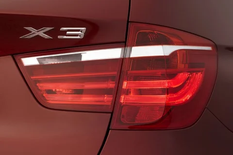 BMW X3 xDrive20d 2010 view 2