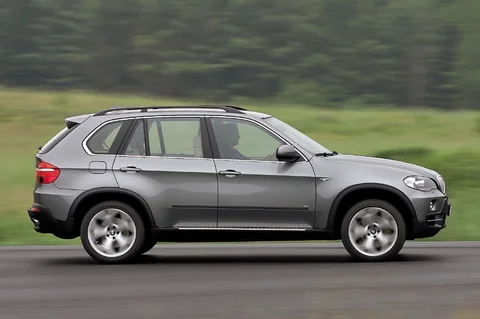 BMW X5 xDrive35d High Executive 2007 view 2