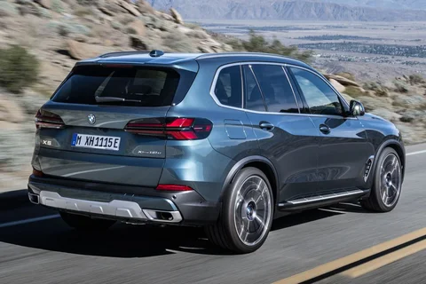 BMW X5 xDrive40d 2023 view 5