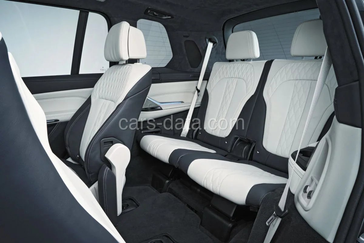 BMW X7 xDrive40i 2019 front view