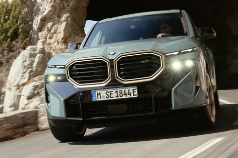 BMW XM Label 2023 view 2