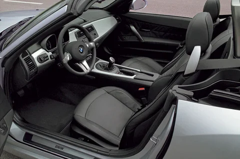 BMW Z4 Roadster 2.0i 2006 view 11