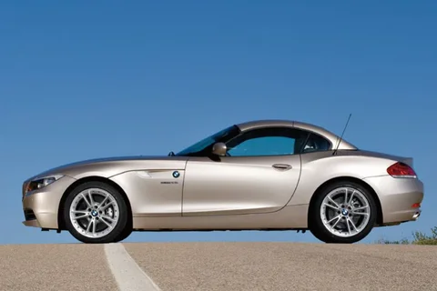 BMW Z4 Roadster sDrive35is 2010 view 4