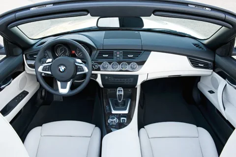 BMW Z4 Roadster sDrive35is 2010 view 5