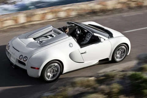 Bugatti Veyron Grand Sport 2009 view 4