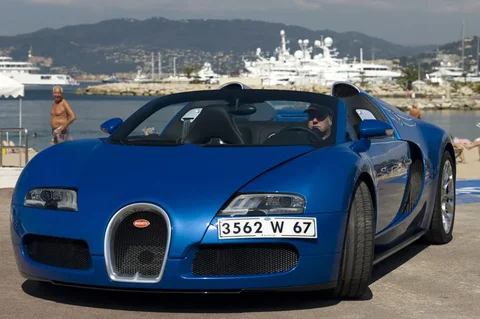 Bugatti Veyron Grand Sport 2009 view 7