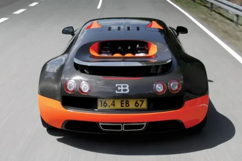 Bugatti Veyron Super Sport 2010 view 7