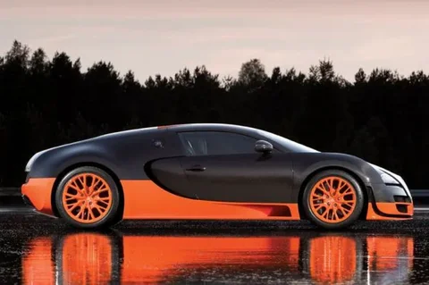 Bugatti Veyron Super Sport 2010 view 8